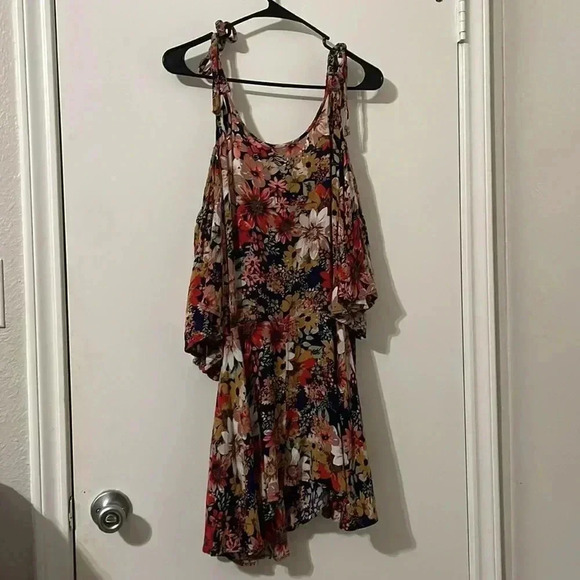 Umgee Dresses & Skirts - Umgee Dress Size M